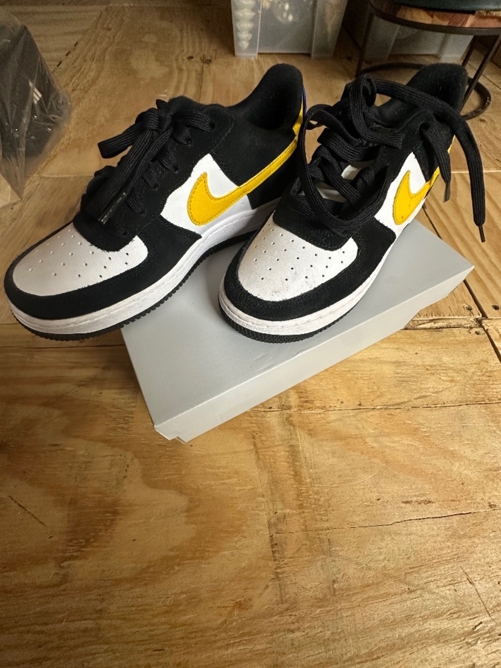 Nike Air Force 1 Low '82 'Black/White/Yellow' sneakers in US 5.5 Black, white, a